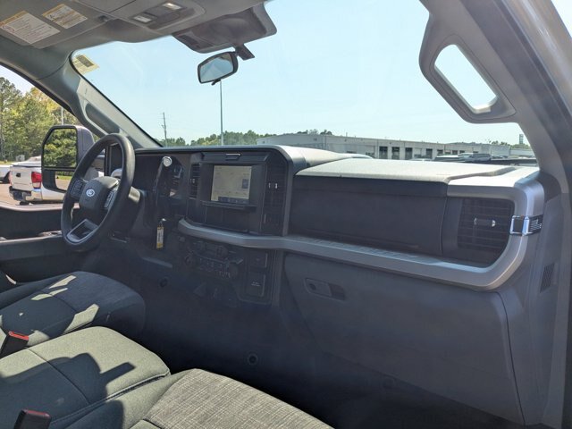 Certified 2026 Ford F250 XLT w/ FX4 Off-Road Package AWD/4WD image 32