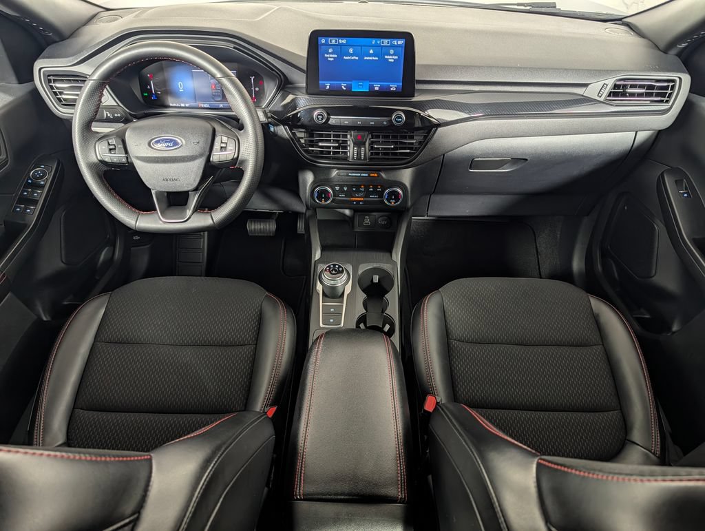Certified 2025 Ford Escape ST-Line FWD image 14
