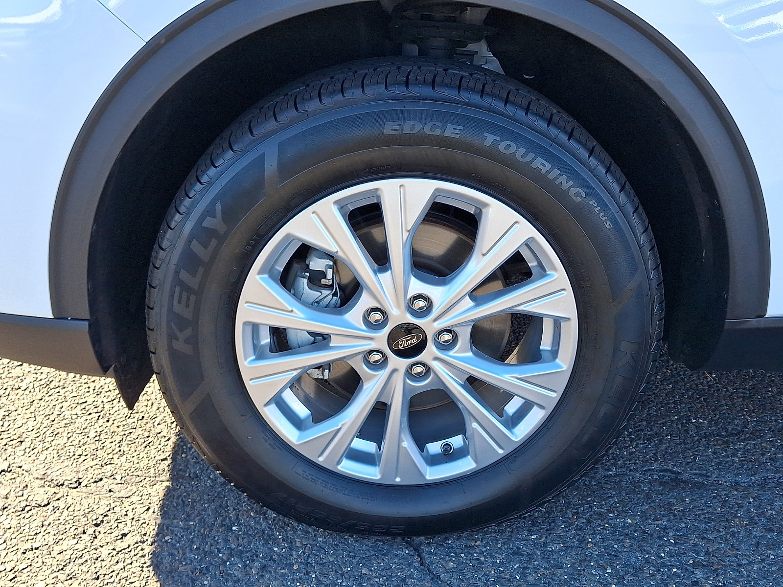 Certified 2025 Ford Escape Active AWD/4WD image 9