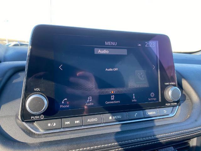 Used 2024 Nissan Rogue SV image 18