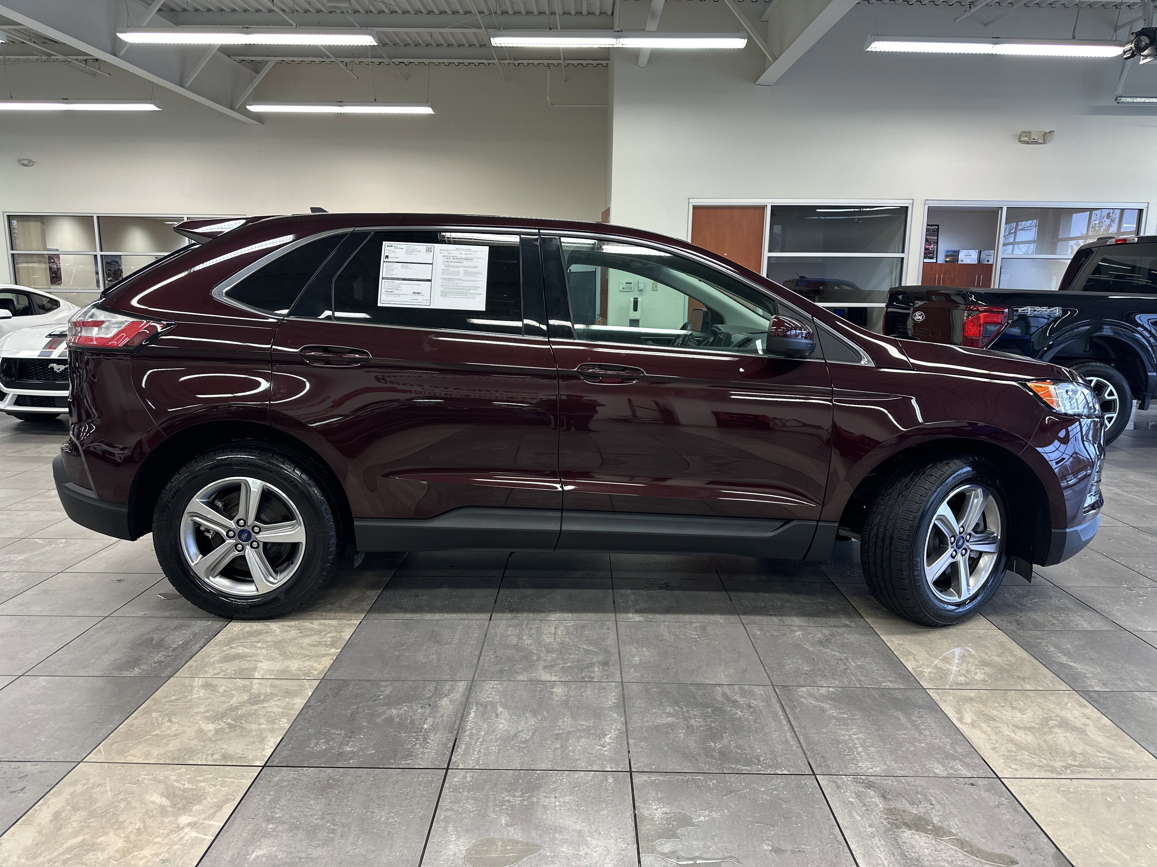 Certified 2022 Ford Edge SEL w/ Convenience Package image 6