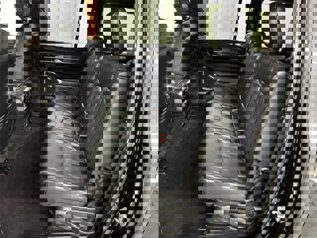 Used 2023 Jeep Wagoneer L Series II image 13