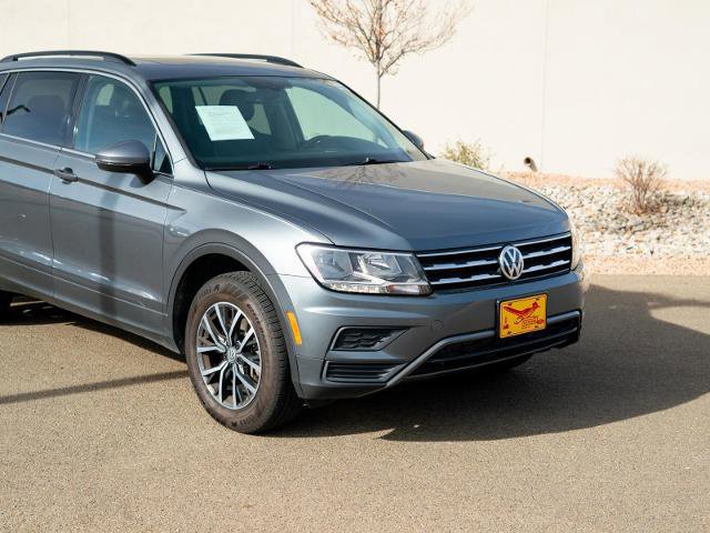 Used 2019 Volkswagen Tiguan SE w/ Panoramic Sunroof Package image 9