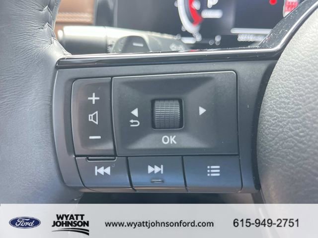 Used 2024 Nissan Pathfinder Platinum w/ Cargo Package image 33