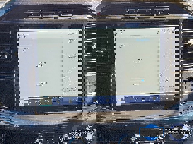 Certified 2023 Ford F150 XLT w/ Equipment Group 302A High image 16