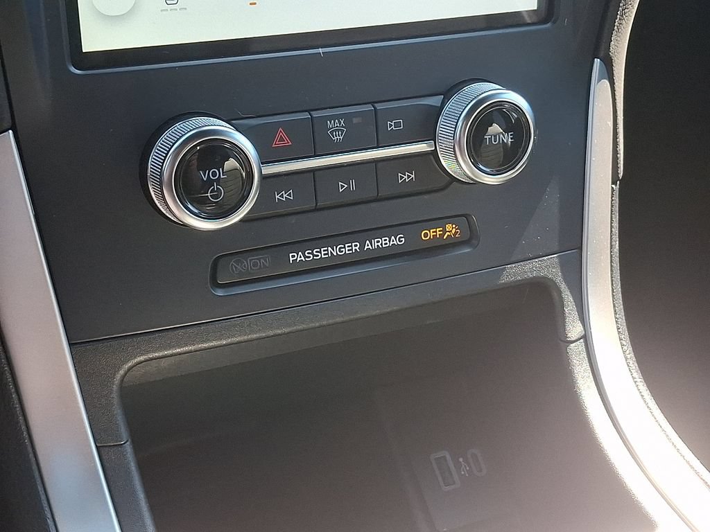 Certified 2024 Ford Edge ST-Line AWD/4WD image 15