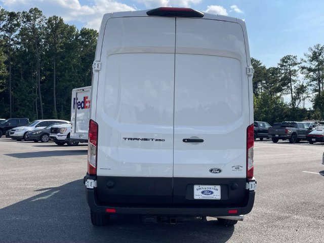 Certified 2026 Ford Transit 250 148 High Roof RWD image 22