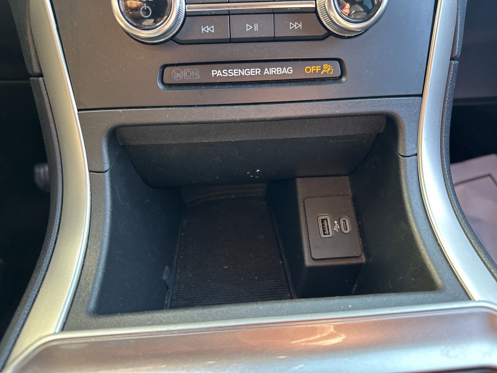 Certified 2024 Ford Edge SEL image 21