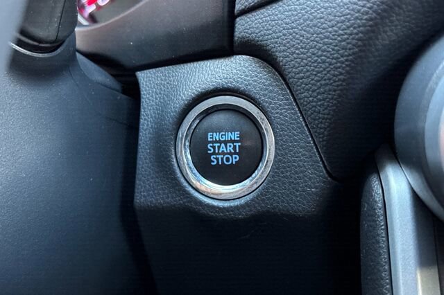 Used 2020 Toyota RAV4 XLE w/ XLE Grade Weather Package image 19