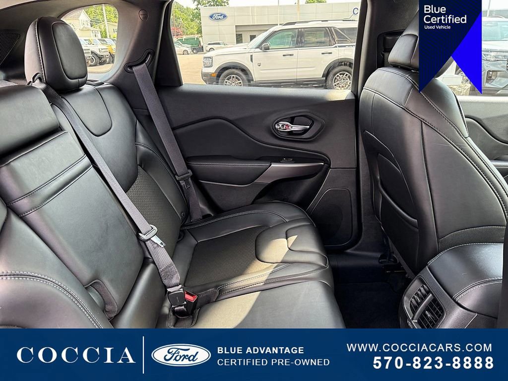 Used 2019 Jeep Cherokee Latitude Plus image 35