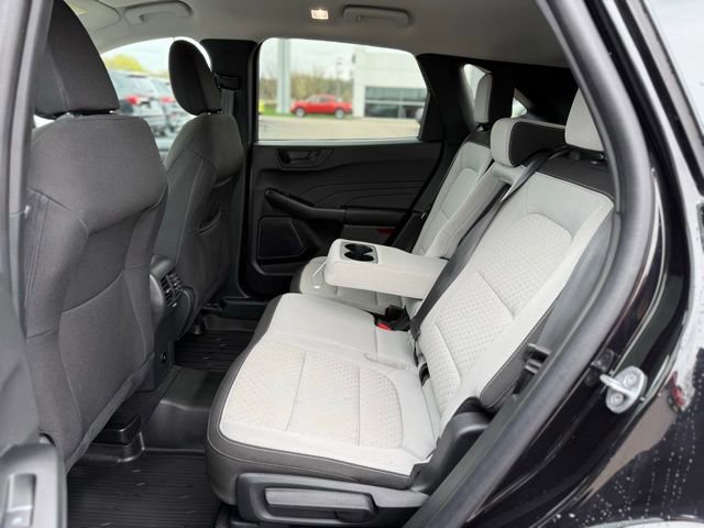 Certified 2024 Ford Escape Active AWD/4WD image 31