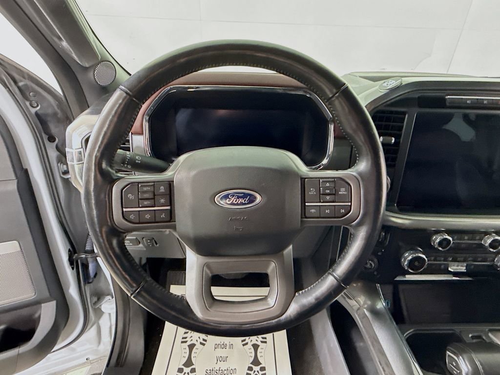 Certified 2022 Ford F150 Lariat w/ Equipment Group 502A High image 17