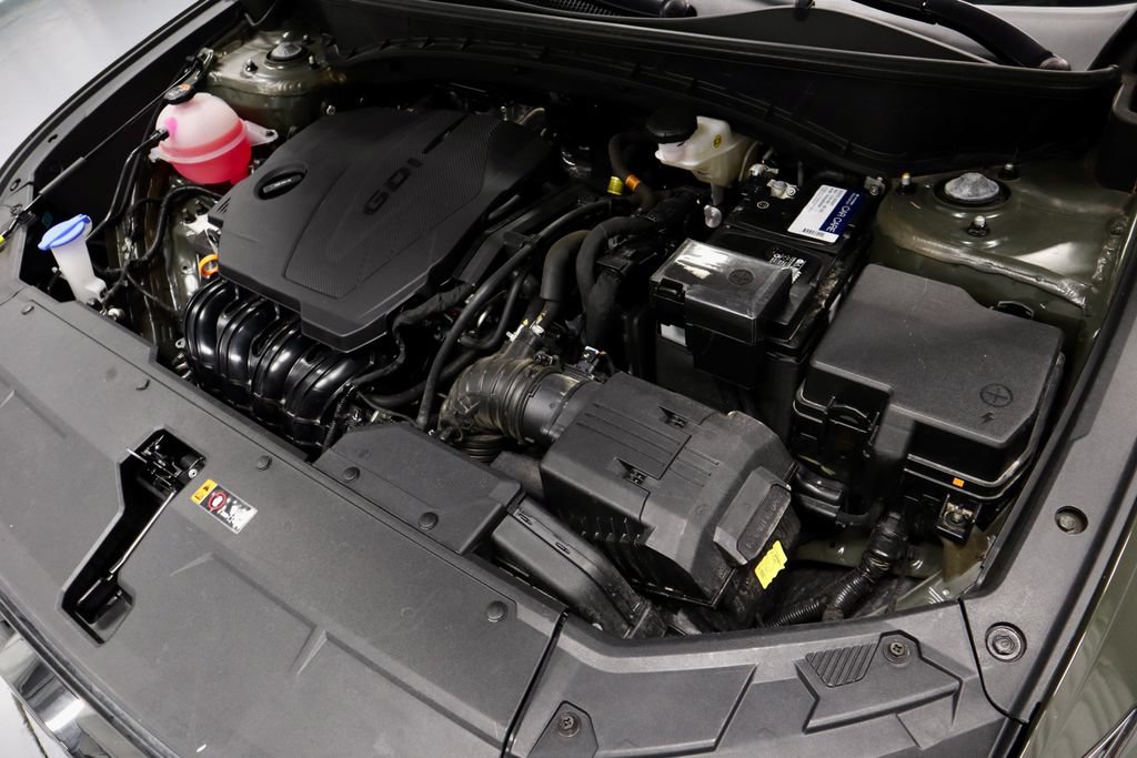Used 2025 Hyundai Tucson Limited AWD/4WD image 19