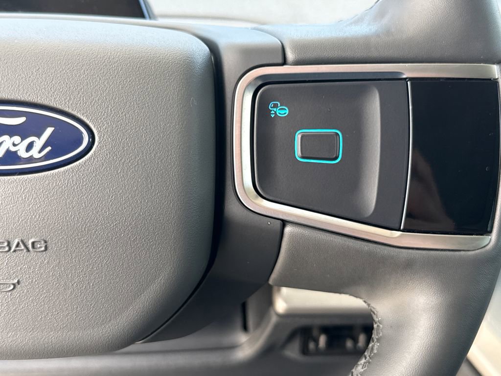 Certified 2025 Ford Expedition Max Active image 17