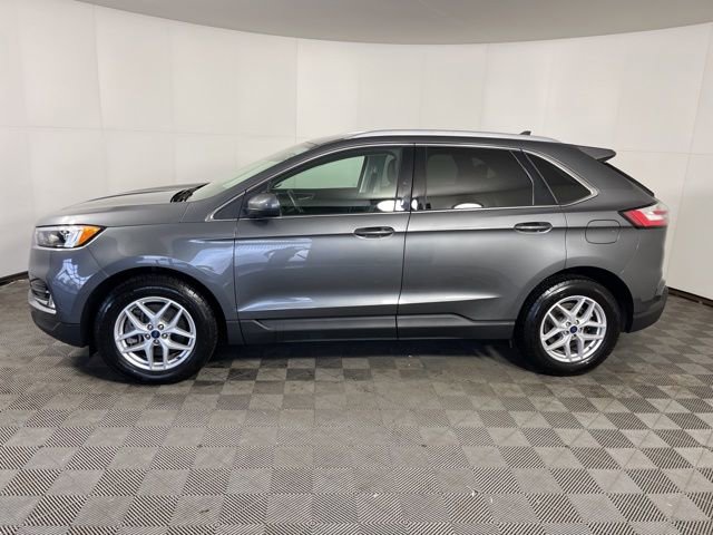 Certified 2022 Ford Edge SEL w/ Convenience Package AWD/4WD image 4
