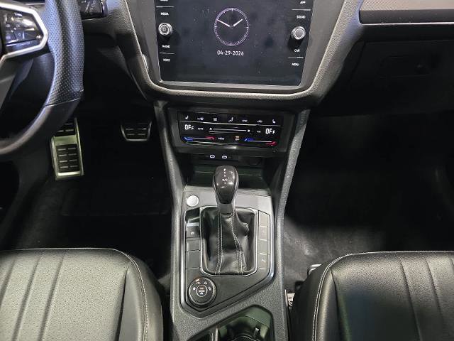 Used 2024 Volkswagen Tiguan SE R-Line AWD/4WD image 16
