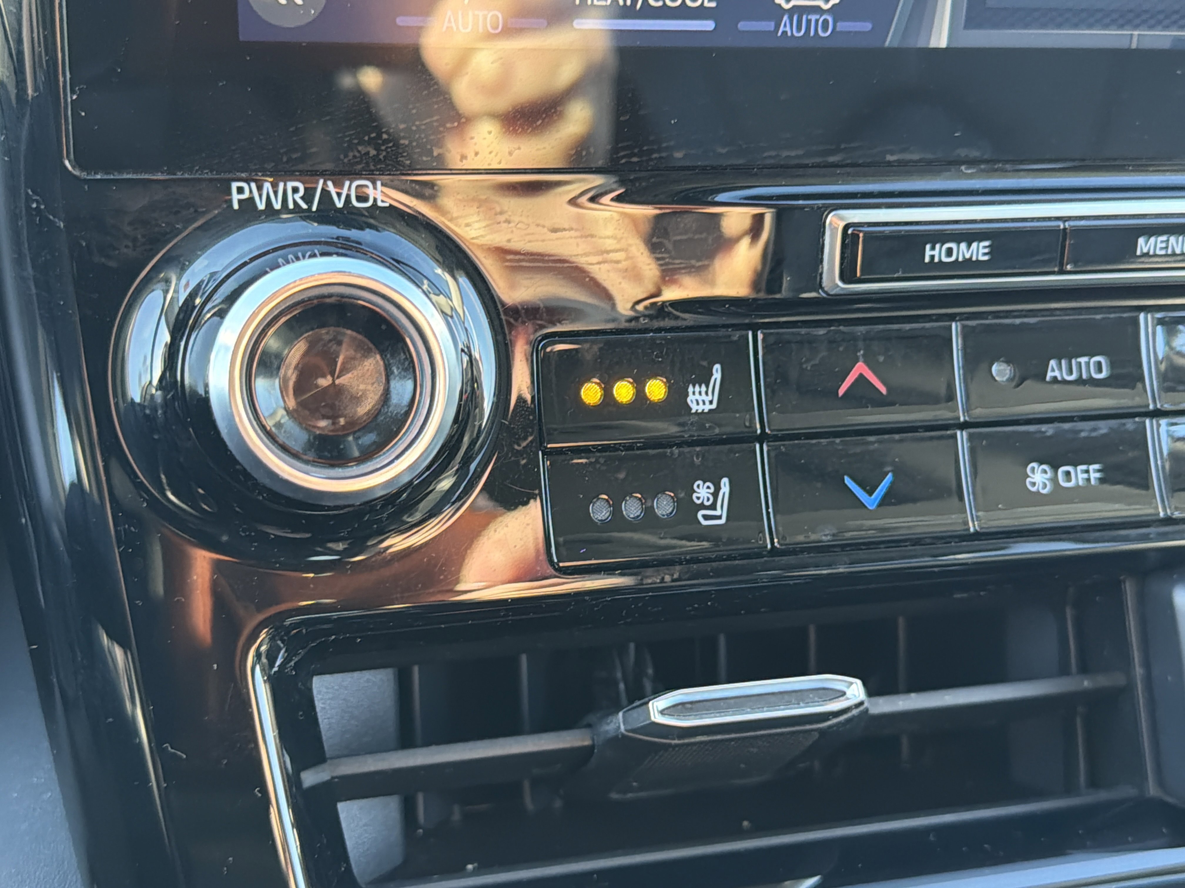 Used 2021 Toyota Highlander Platinum image 17