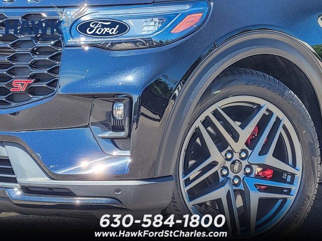 Certified 2025 Ford Explorer ST w/ Sun And Sound Package AWD/4WD image 3