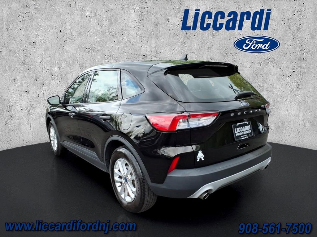 Certified 2022 Ford Escape S FWD image 4