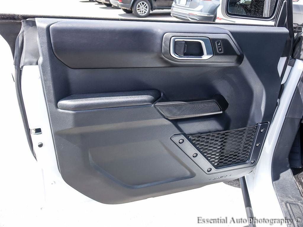 Certified 2025 Ford Bronco Badlands AWD/4WD image 20
