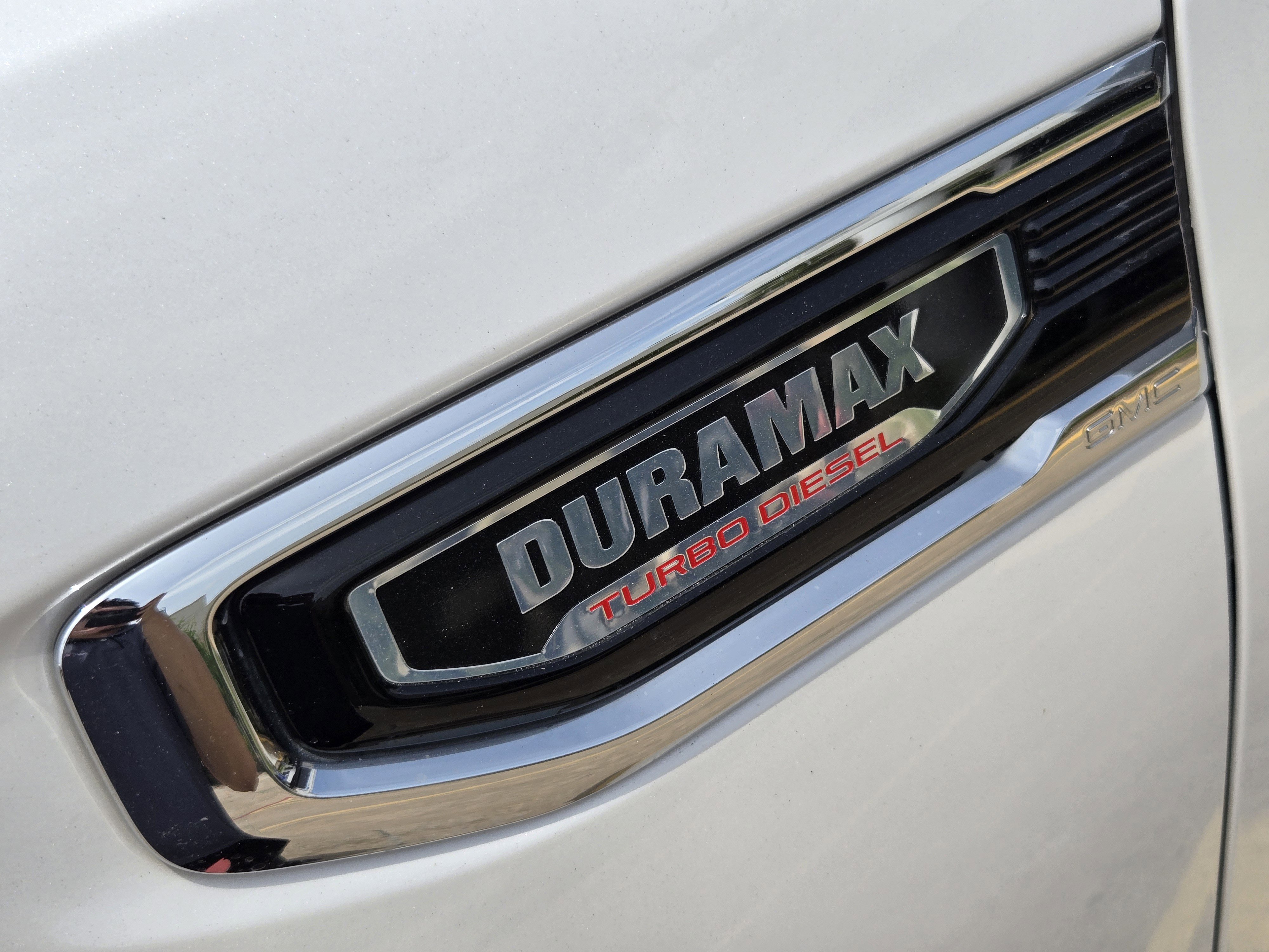 Used 2024 GMC Sierra 1500 SLT w/ SLT Premium Plus Package AWD/4WD image 8