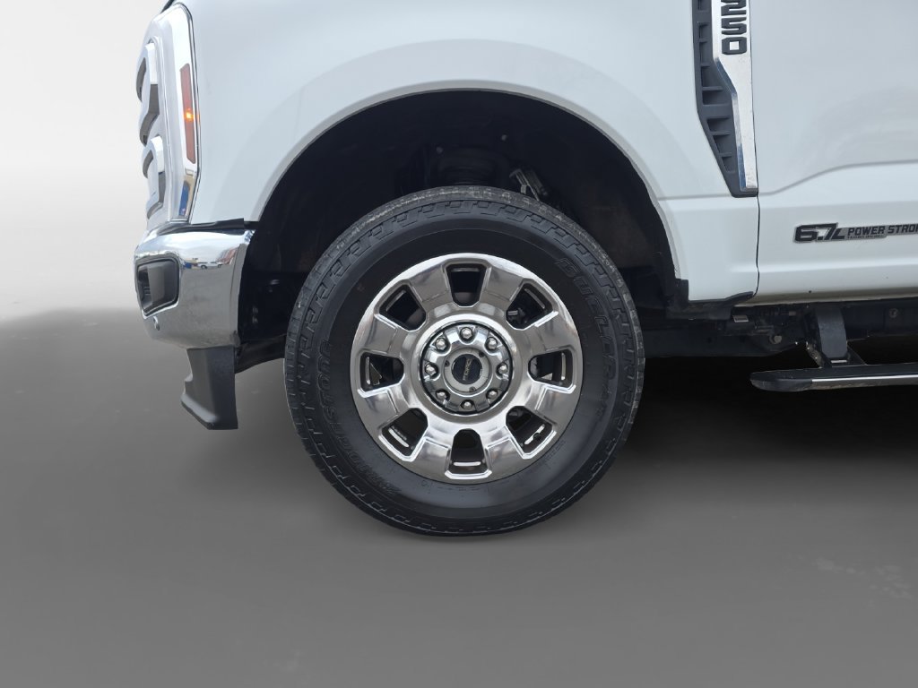 Certified 2024 Ford F250 Lariat w/ Lariat Ultimate Package AWD/4WD image 16