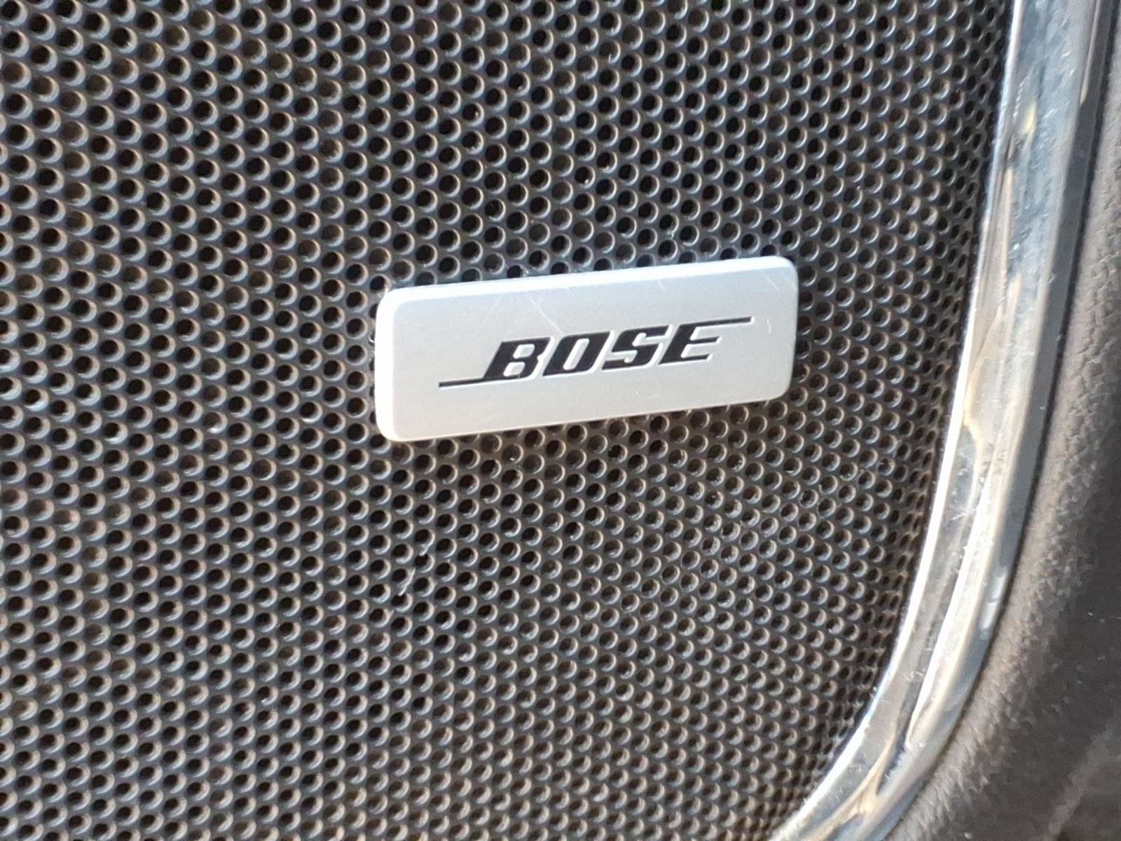 Used 2019 GMC Yukon XL SLT w/ Graphite Performance Edition image 20