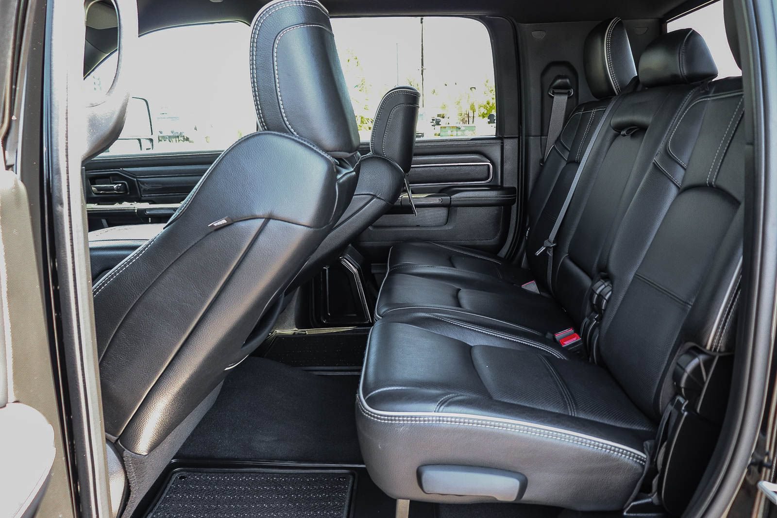 Used 2023 RAM 2500 Limited AWD/4WD image 17