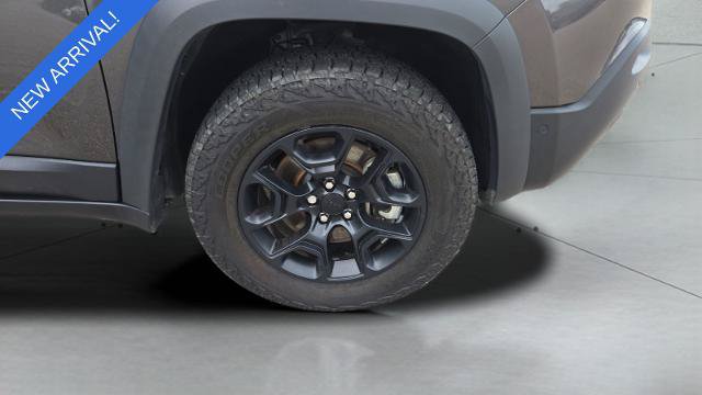 Used 2023 Jeep Cherokee Trailhawk w/ Trailer Tow Group AWD/4WD image 32