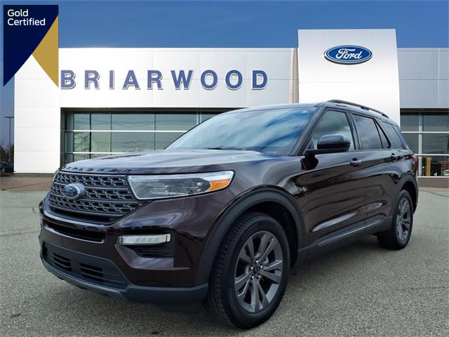 Certified 2022 Ford Explorer XLT w/ Equipment Group 202A