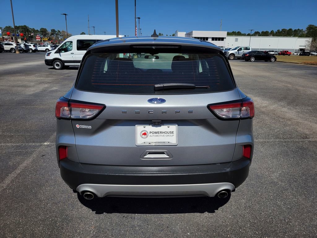 Certified 2022 Ford Escape S image 4