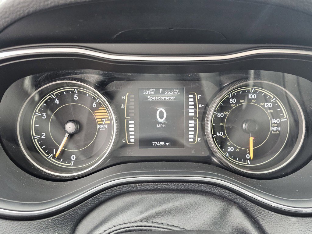 Used 2021 Jeep Cherokee Latitude image 28