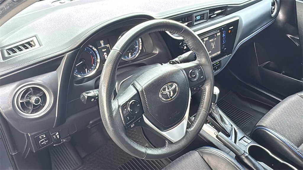 Used 2017 Toyota Corolla SE image 21
