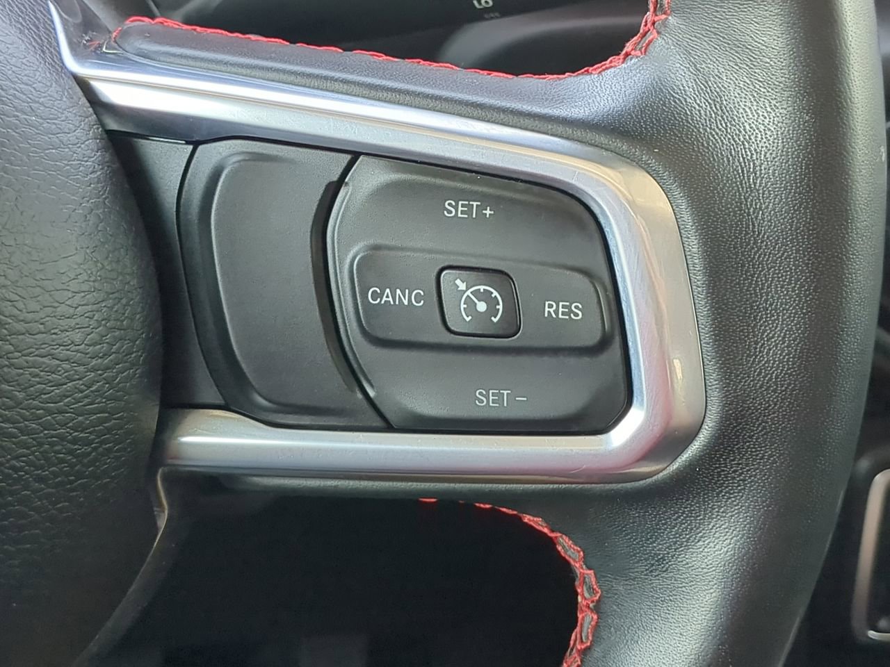Used 2021 Jeep Gladiator Rubicon AWD/4WD image 24