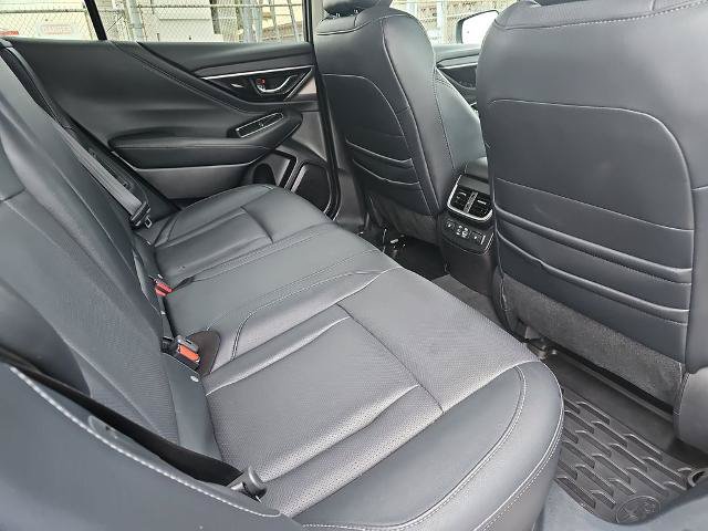 Used 2023 Subaru Outback Limited AWD/4WD image 11