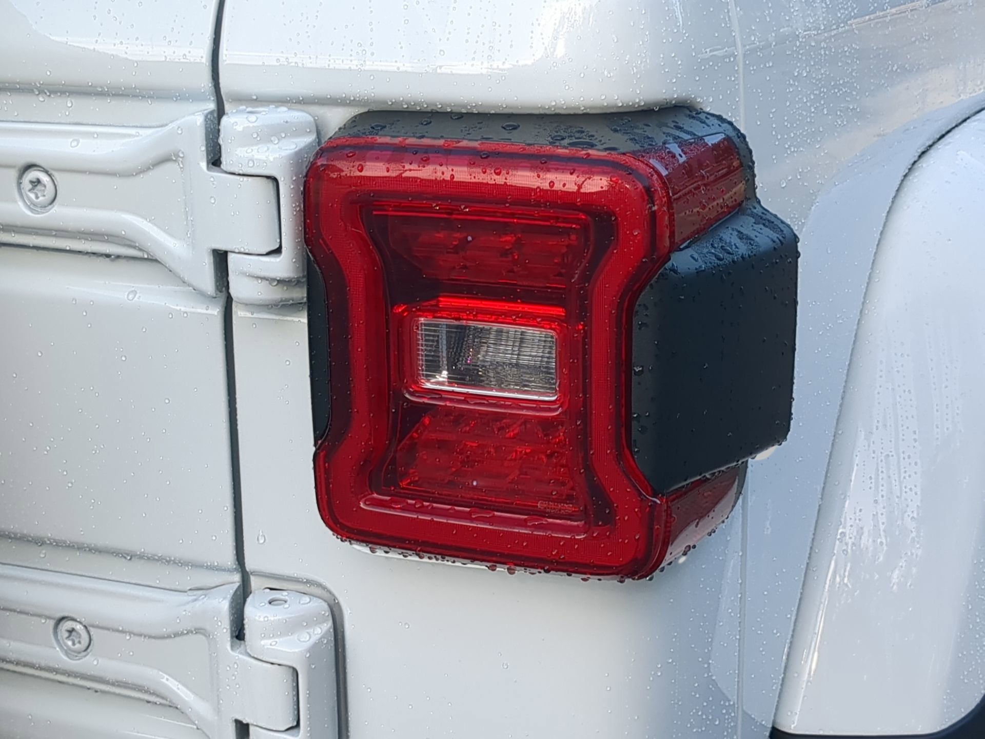 Used 2025 Jeep Wrangler Unlimited Sahara AWD/4WD image 45