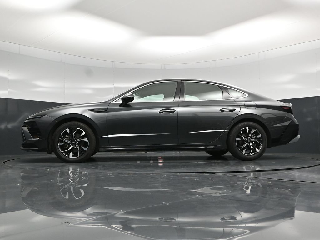Used 2025 Hyundai Sonata SEL FWD image 54