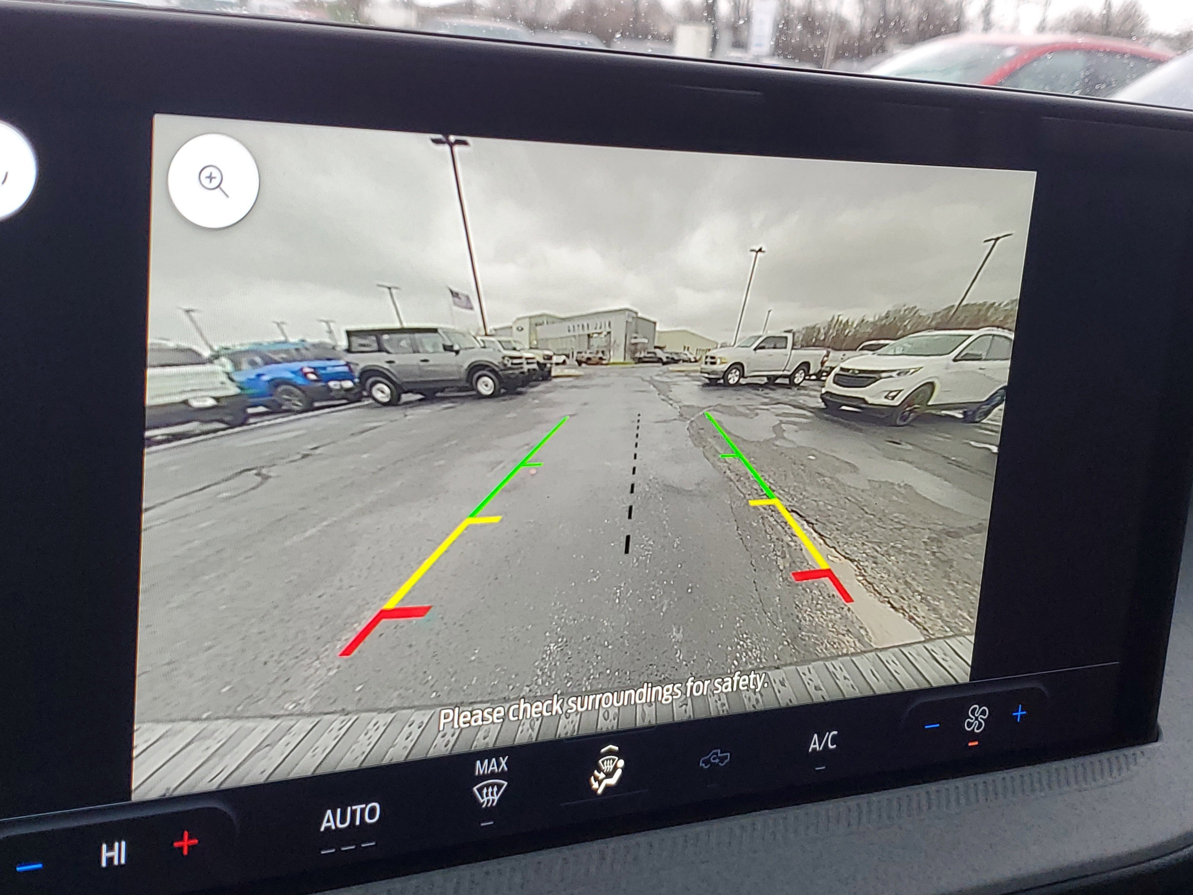 Certified 2025 Ford Maverick XLT image 26