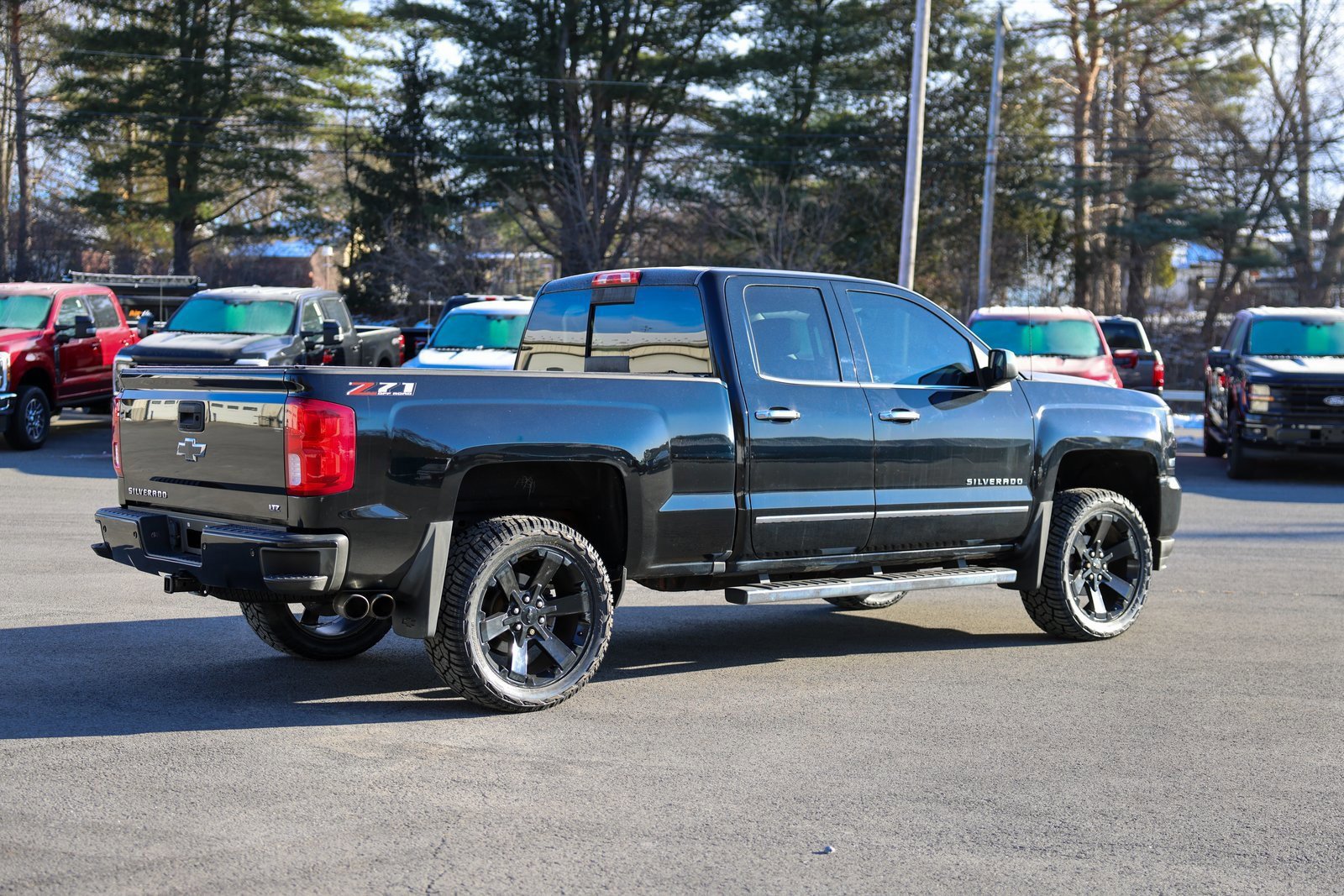 Used 2018 Chevrolet Silverado 1500 LTZ Z71 w/ LTZ Plus Package image 4