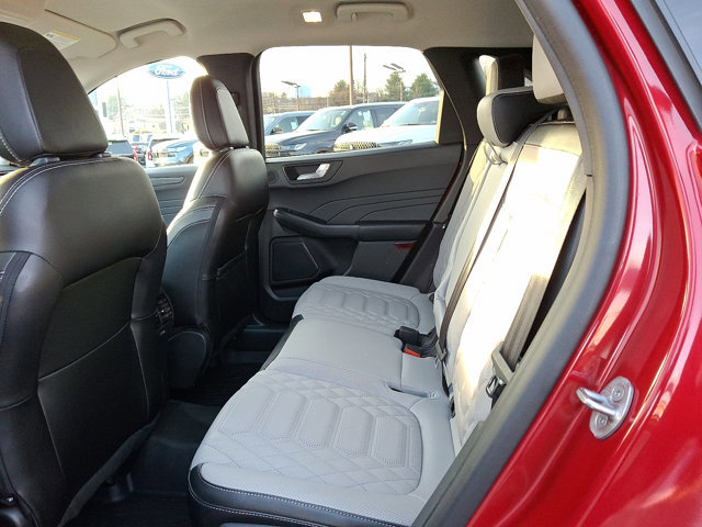 Certified 2023 Ford Escape Platinum w/ Premium Technology Package image 10