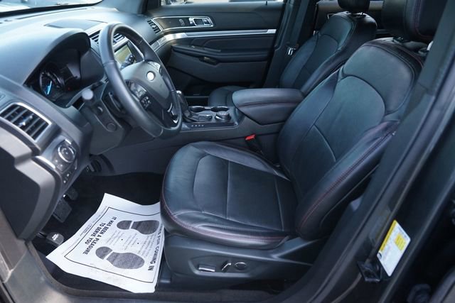 Certified 2018 Ford Explorer Sport w/ Equipment Group 401A AWD/4WD image 9