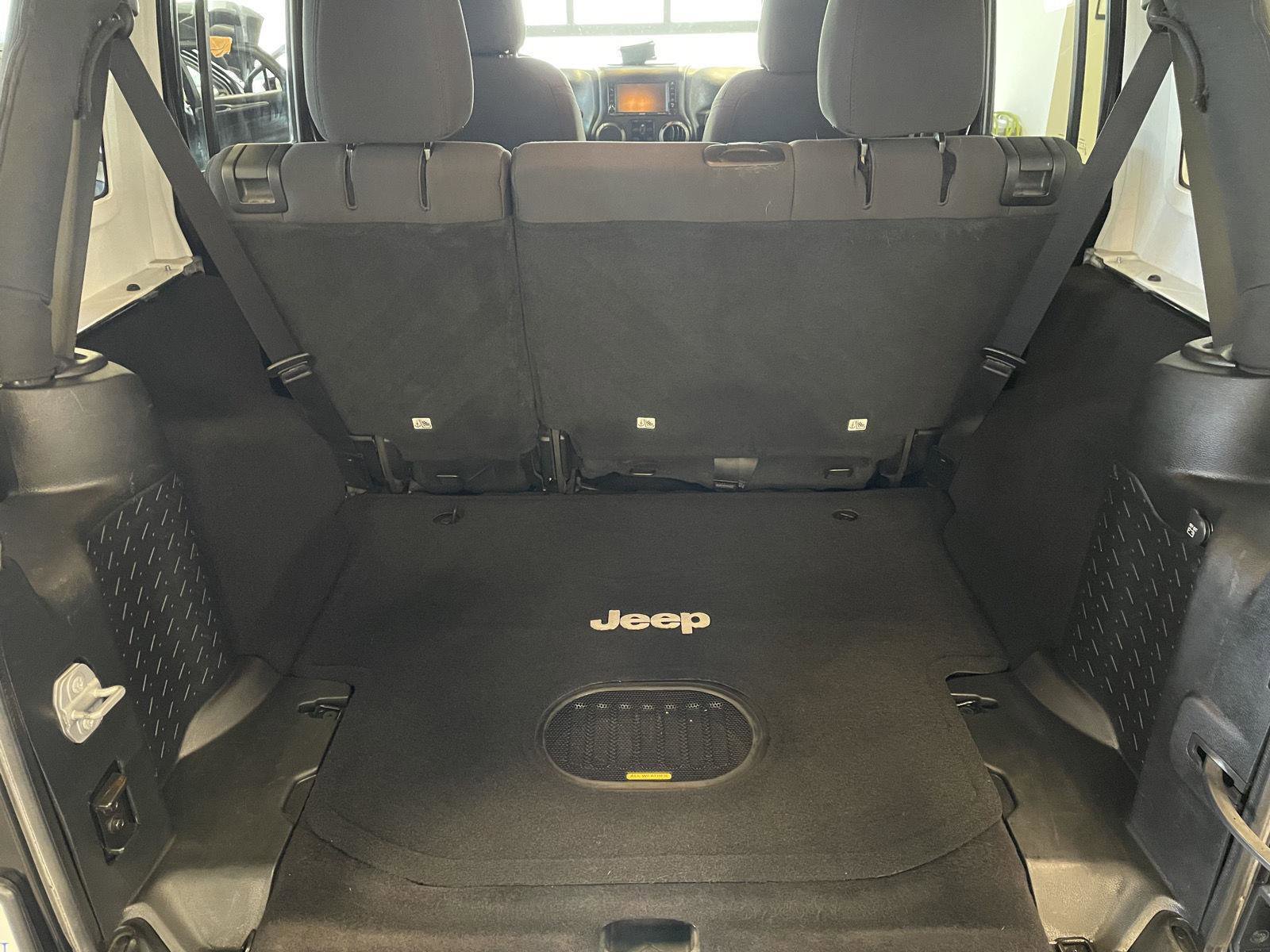 Used 2017 Jeep Wrangler Unlimited Sport image 37