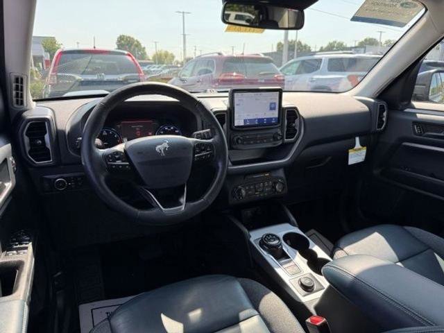 Certified 2023 Ford Bronco Sport Outer Banks w/ Tech Package image 17