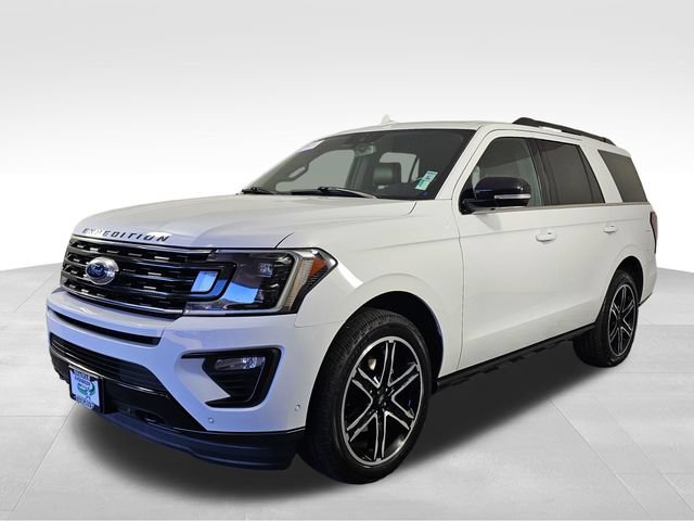 Certified 2019 Ford Expedition Limited w/ Equipment Group 303A AWD/4WD image 3