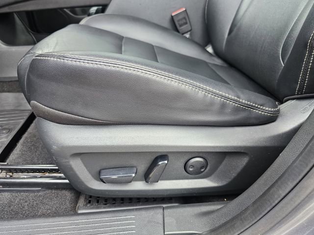 Used 2023 Nissan Rogue SL w/ SL Premium Package image 13