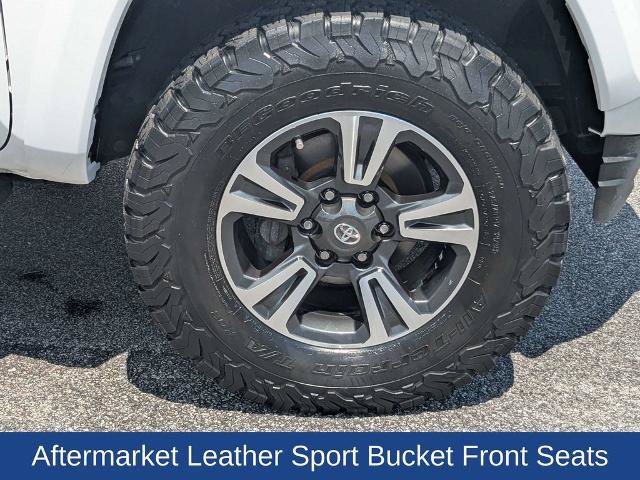 Used 2019 Toyota Tacoma TRD Sport AWD/4WD image 8