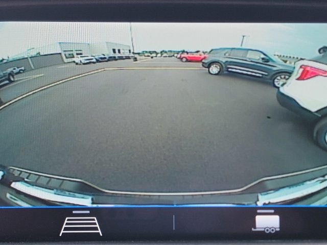 Used 2022 GMC Canyon Elevation w/ Driver Alert Package AWD/4WD image 5