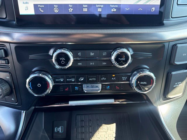 Certified 2023 Ford F150 Raptor w/ Raptor Carbon Fiber Package AWD/4WD image 31