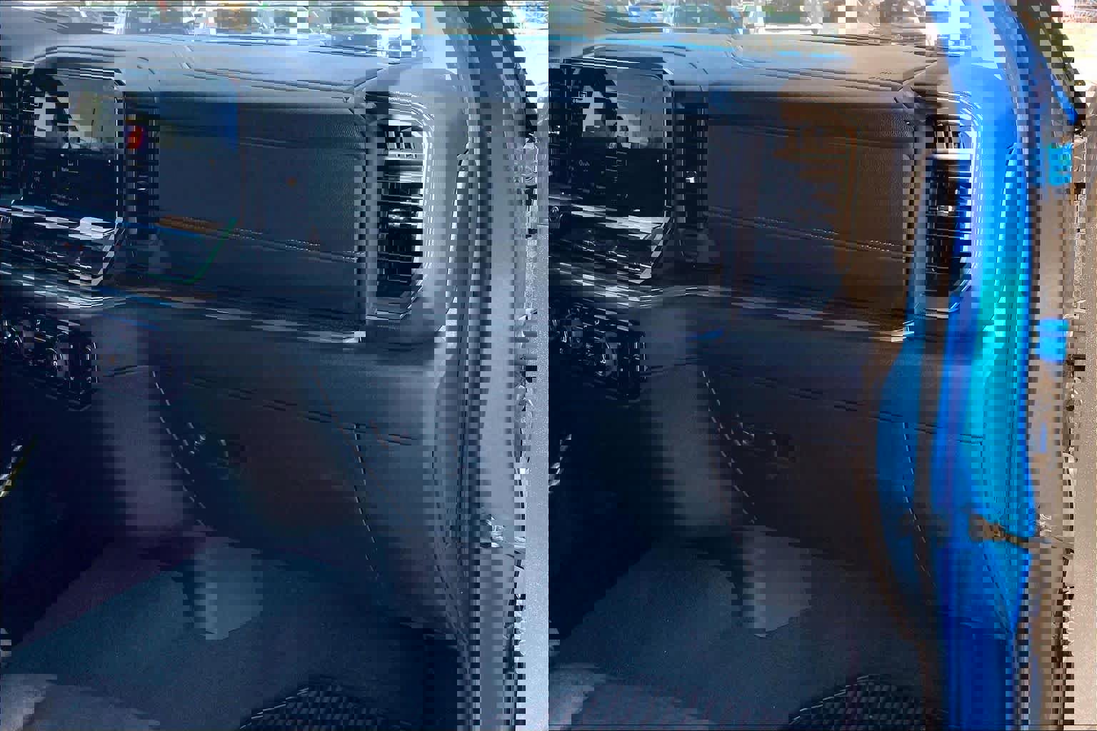 Used 2023 Chevrolet Silverado 1500 RST image 19