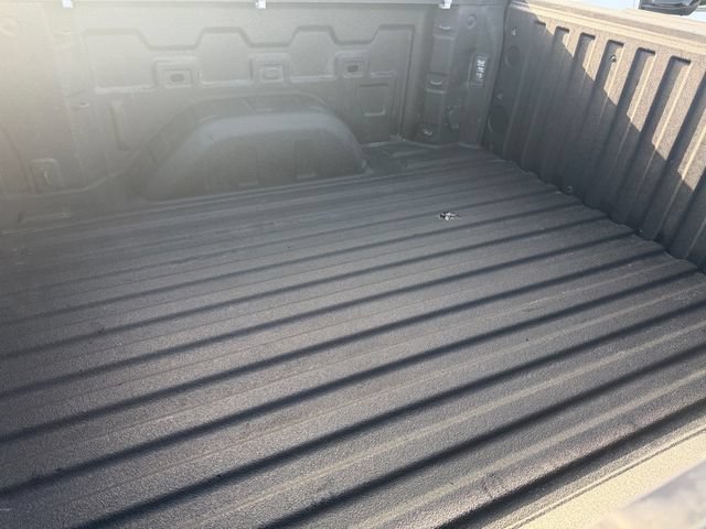 Used 2023 Chevrolet Silverado 1500 RST AWD/4WD image 16